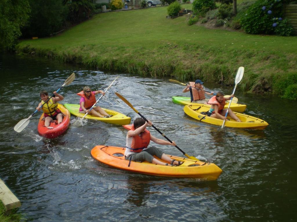 Waiteti Trout Stream Holiday Park Rotorua Exterior photo