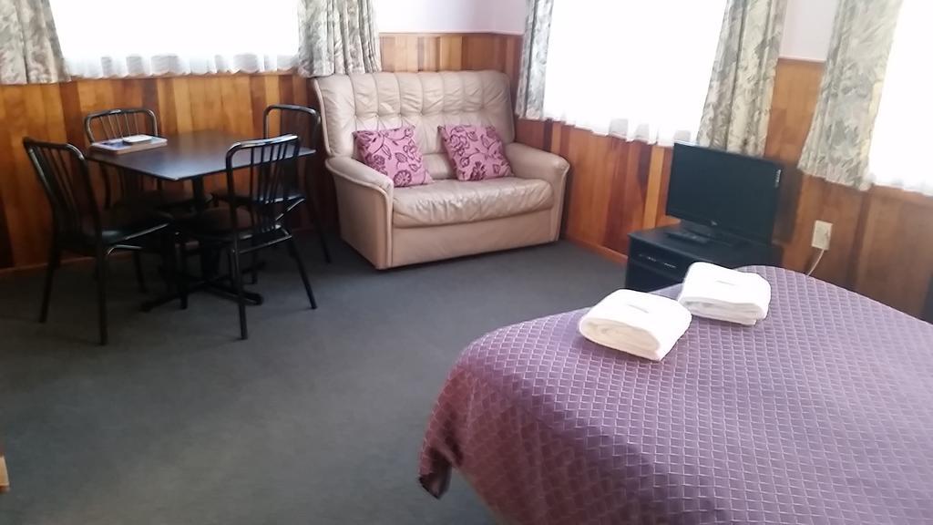 Waiteti Trout Stream Holiday Park Rotorua Exterior photo